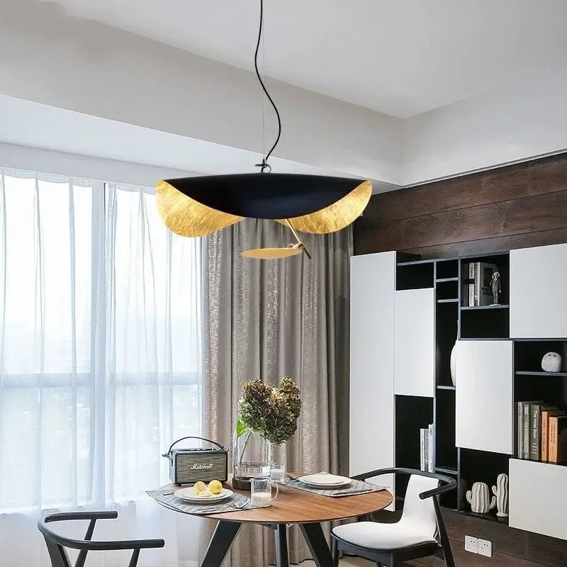 Modern minimalist LED pendant light with artistic design - vue 3 sur 12