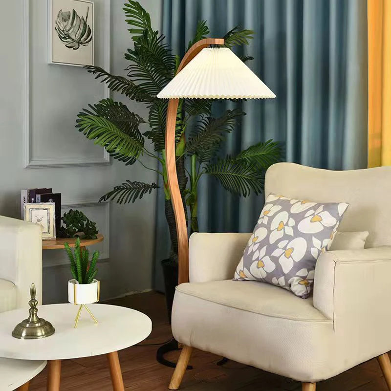 Lampadaire LED en bois massif au design nordique moderne - vue 6 sur 9