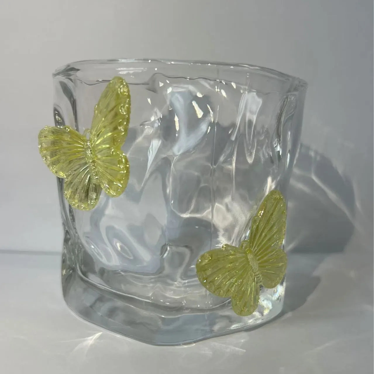 Verre irrégulier avec papillon 3d décoratif résistant chaleur