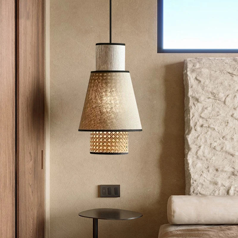 Vintage Japanese pendant light in fabric and rattan - vue 4 sur 12