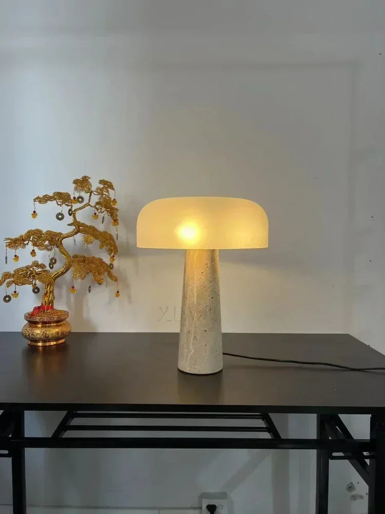 lampe à poser en travertin naturel design créatif champignon décoratif - vue 5 sur 7