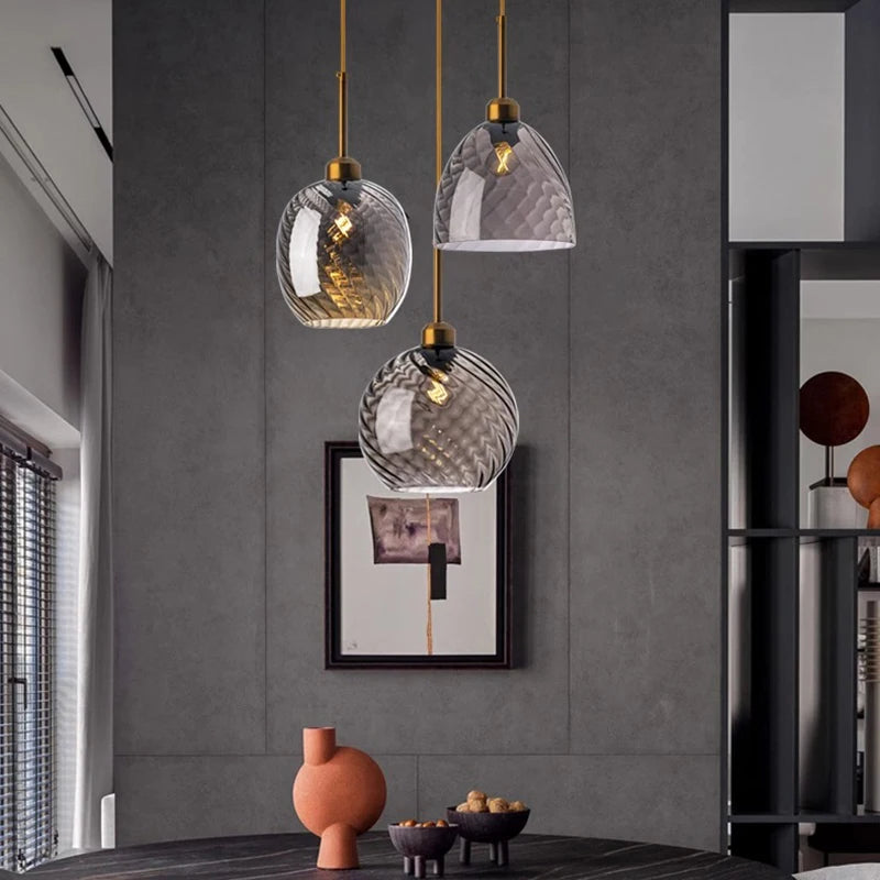 Suspension nordique forme en verre fumé pour éclairage intérieur - vue 5 sur 18