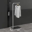 porte-vêtements nordique léger et moderne pour rangement élégant