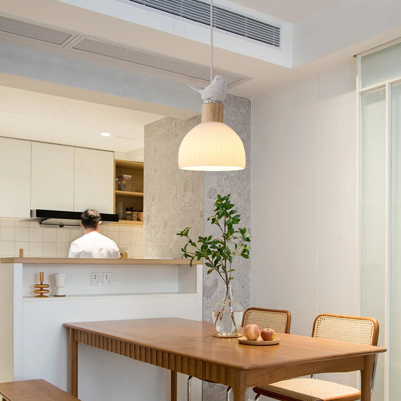 lustre led en bois avec abat-jour en verre blanc - vue 5 sur 8