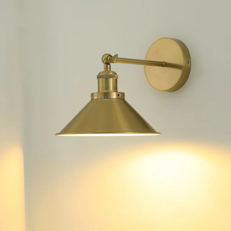 applique murale rétro réglable en fer et laiton décorative à LED - vue 2 sur 8