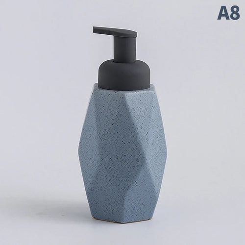 bouteille céramique distributeur savon liquide et gel douche - vue 17 sur 18