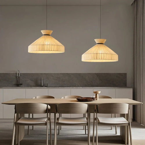 Nordic minimalist CreamStyle LED pendant chandelier - vue 2 sur 13