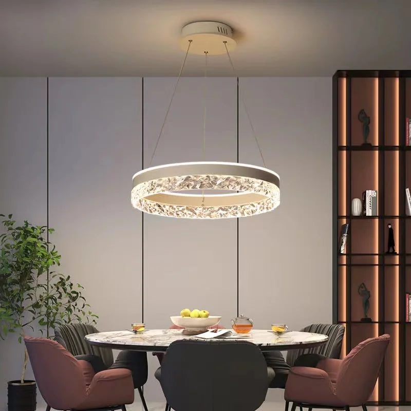 plafonnier led suspendu design minimaliste avec anneaux en cristal - vue 5 sur 9