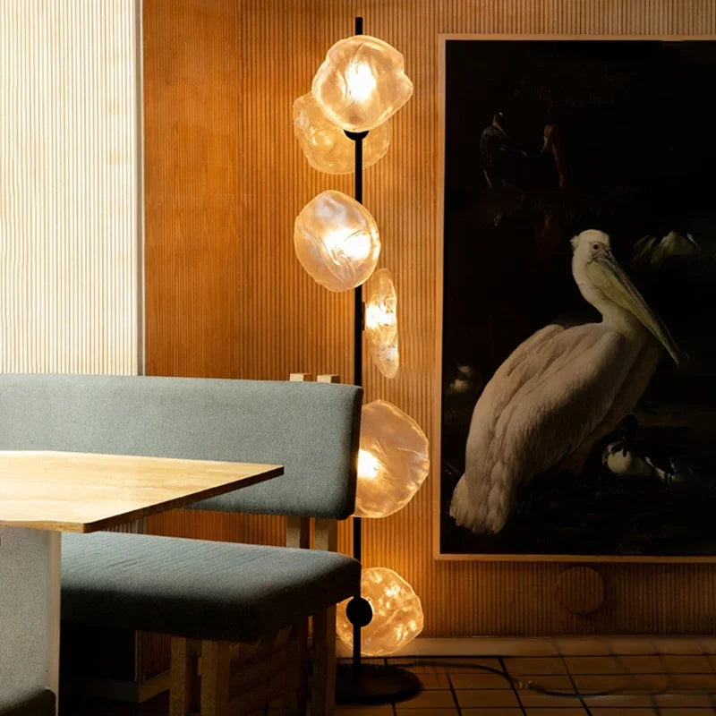 lampadaire en verre design nordique pour intérieur moderne - vue 3 sur 14