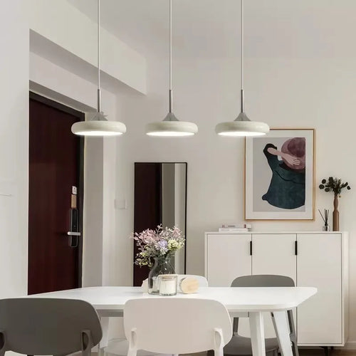 Modern minimalist white disc LED pendant light - vue 4 sur 9