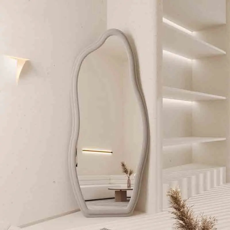 Italian light luxury wall-mounted decorative full-length mirror with unique frame - vue 3 sur 9
