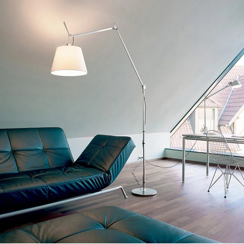 Nordic design swivel arm metal floor lamp for indoor use - vue 4 sur 8