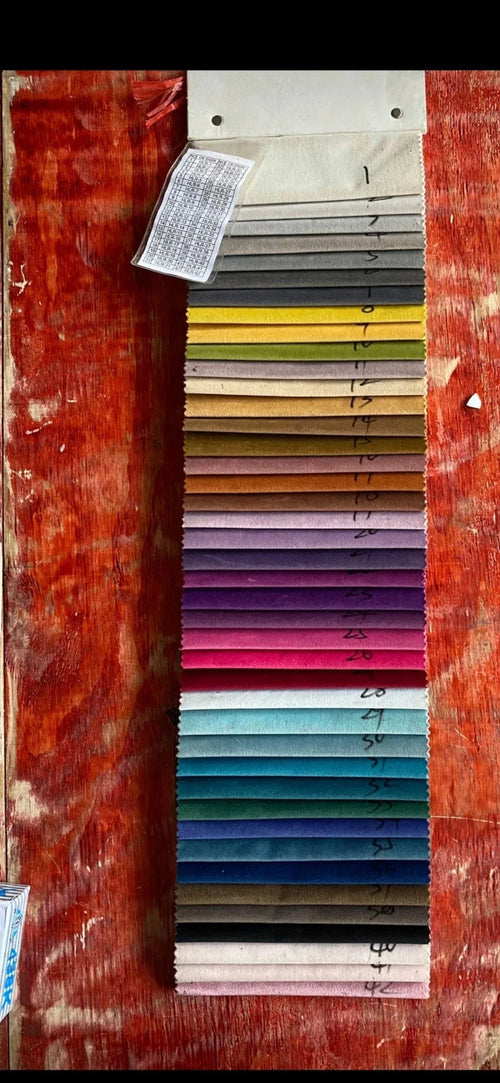 tabourets à langer en laine d'agneau pour un intérieur élégant - vue 33 sur 33