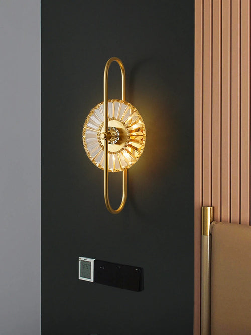 Modern crystal wall light minimalist style for contemporary interiors - vue 3 sur 14