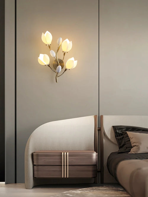 Nordic living room vertical floor lamp, simple bedroom bedside lamp, creative personalized magnolia decoration floor lamp - vue 4 sur 8