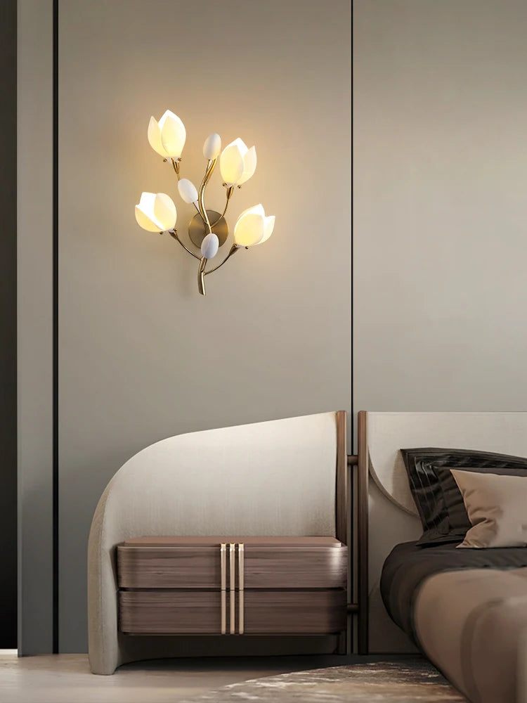 Nordic living room vertical floor lamp, simple bedroom bedside lamp, creative personalized magnolia decoration floor lamp - vue 3 sur 8