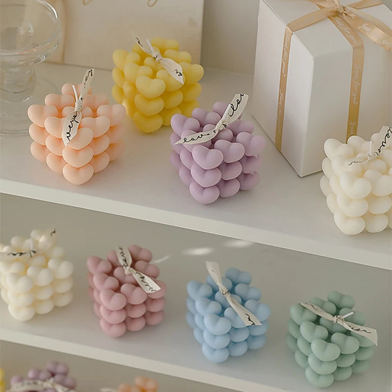 bougie parfumée cube cœur en cire de soja fait main décorative - vue 2 sur 11