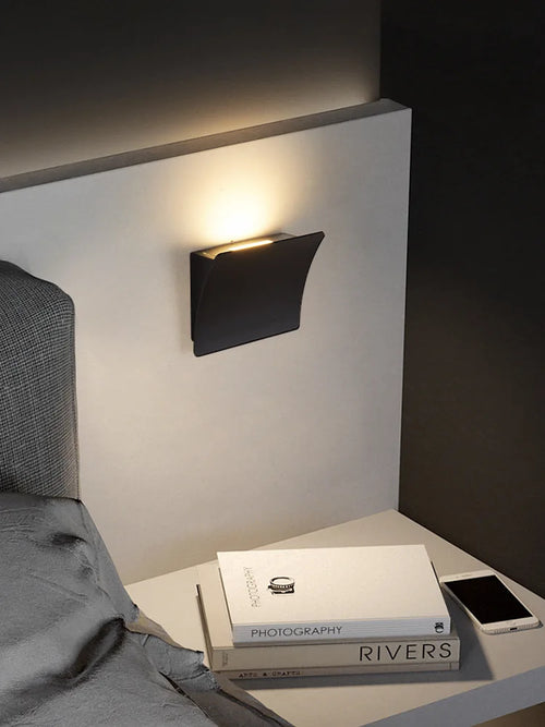 Modern minimalist design wall light for interior decor - vue 7 sur 8