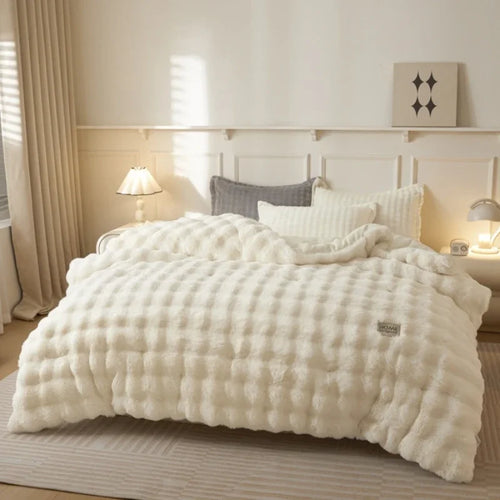 Class A maternal and infant grade warm rabbit plush quilt, thickened milk plush in winter, can sleep naked quilt core - vue 3 sur 6