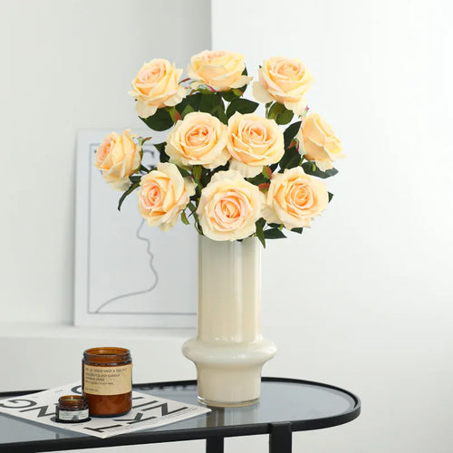 fleurs artificielles décoratives pour une ambiance agréable