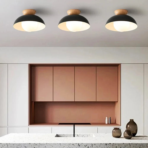Suspension moderne à leds en bois avec abat-jour métal minimaliste