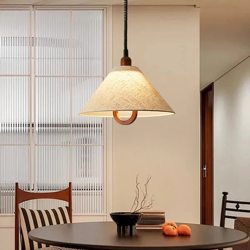 Minimalist retro hemp rope chandelier for medieval-style interiors - vue 5 sur 7