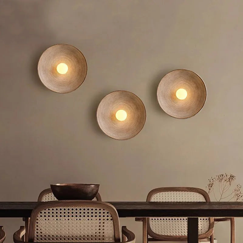 Applique murale LED rétro ronde en résine de verre - vue 4 sur 8