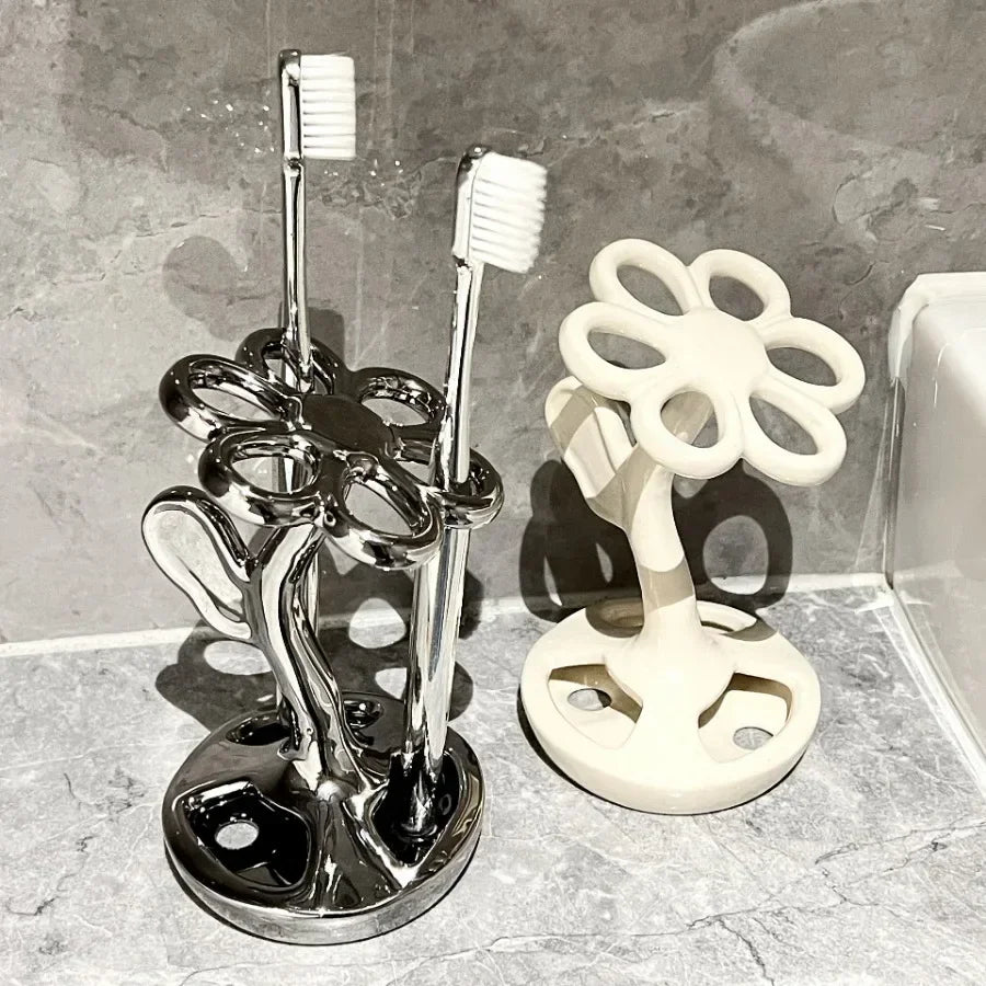 support de rangement élégant pour brosses et maquillage - vue 3 sur 9