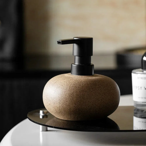 distributeur de savon en céramique nordique pour salle de bain - vue 3 sur 6