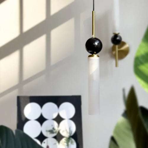 Minimalist nordic luxury Italian marble chandelier - vue 7 sur 10