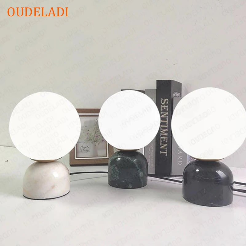 lampe de bureau led moderne en marbre avec boule de verre - vue 4 sur 9
