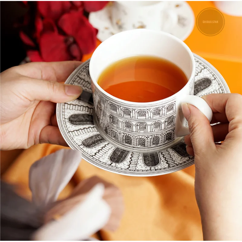 tasse cafe porcelaine motif animal style europeen dore