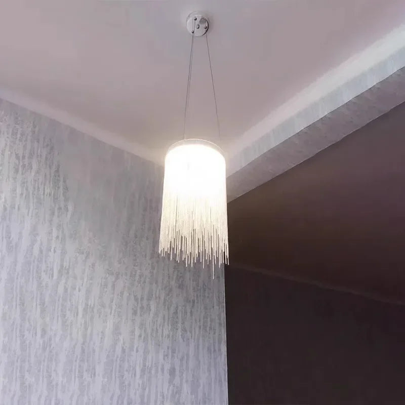 lustre de luxe à pampilles pour intérieur moderne et élégant - vue 5 sur 7