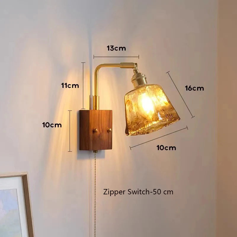 Vintage Japanese wooden wall light minimalist design with switch - vue 7 sur 13