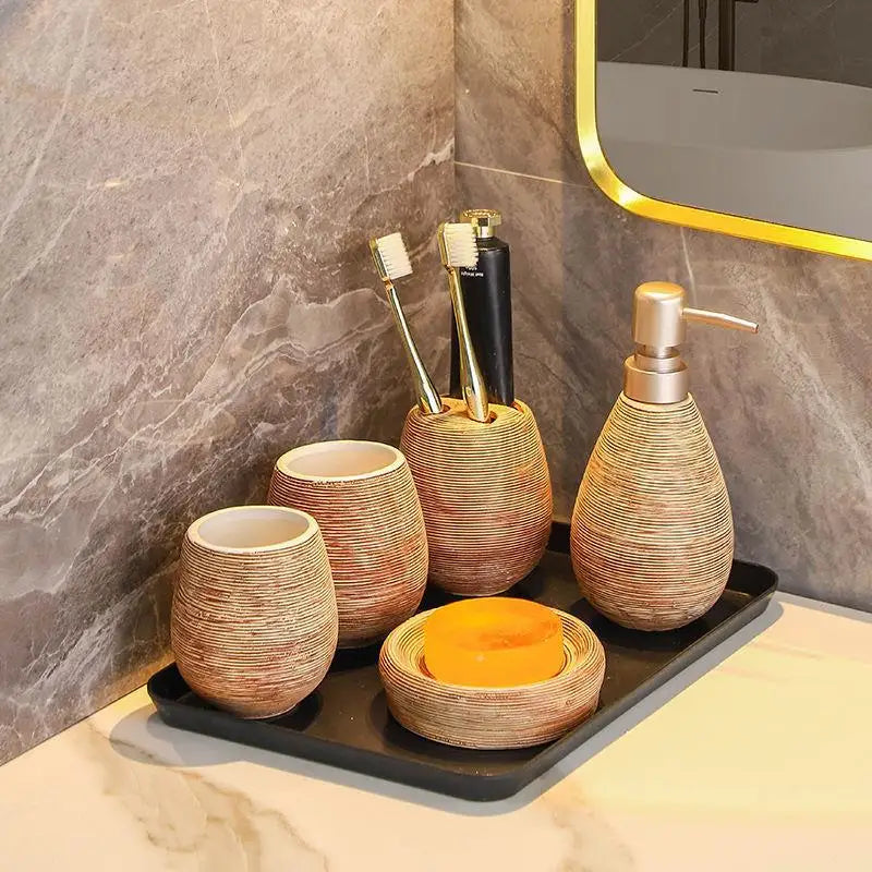ensemble d'accessoires en céramique pour la salle de bain - vue 2 sur 9