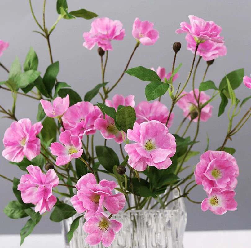 Realistic small silk flowers for decorations and events - vue 4 sur 13