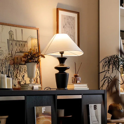 lampes de table modernes en bois et tissu pour décoration intérieure - vue 3 sur 15