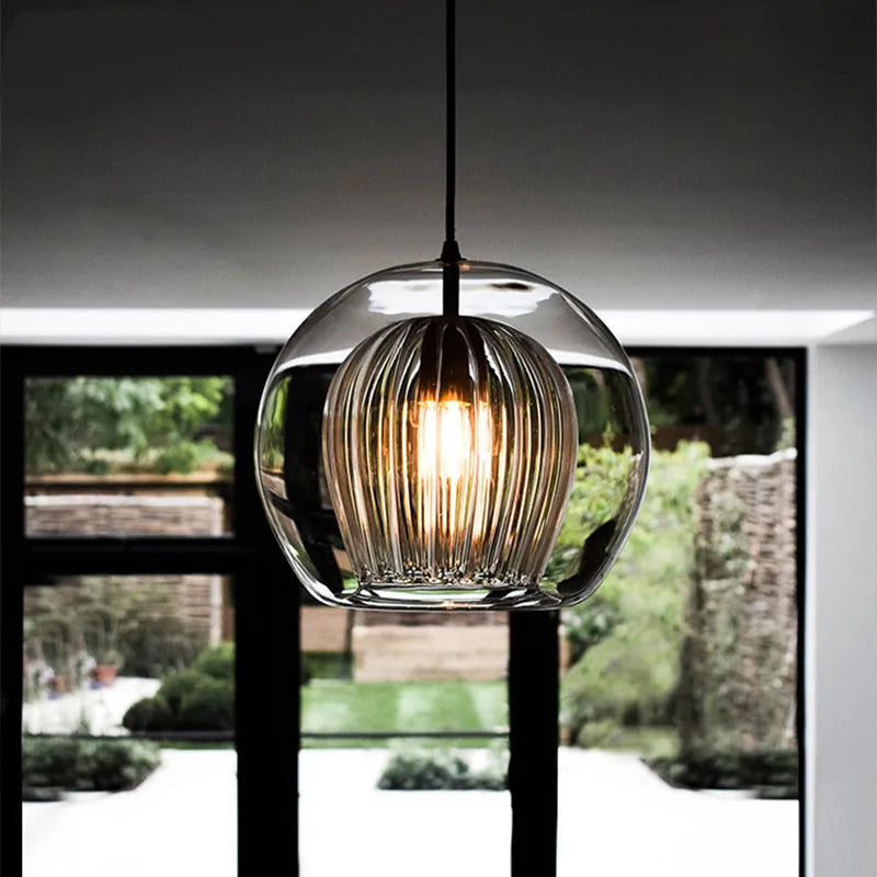Suspension design boule nordique moderne en verre créative