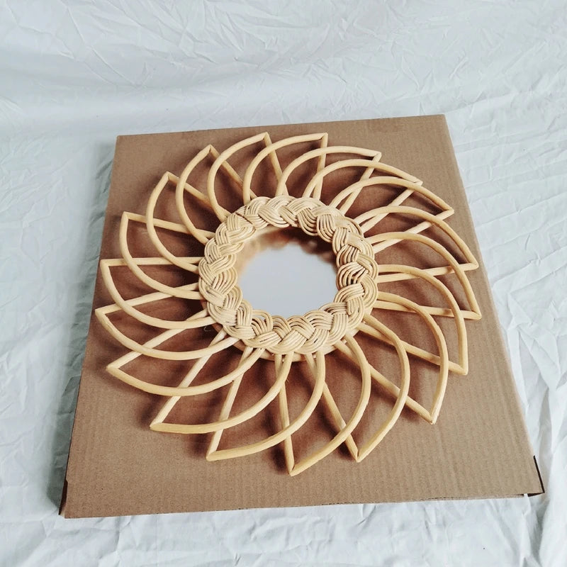miroir rond en rotin décoration artistique pour intérieur - vue 5 sur 7