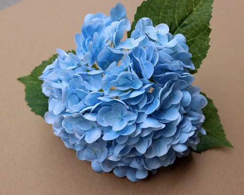 Realistic artificial hydrangea flower for party decoration - vue 12 sur 19
