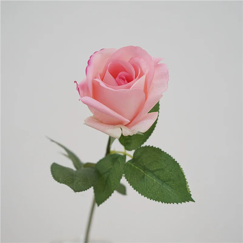 Artificial latex flowers for elegant and realistic decor