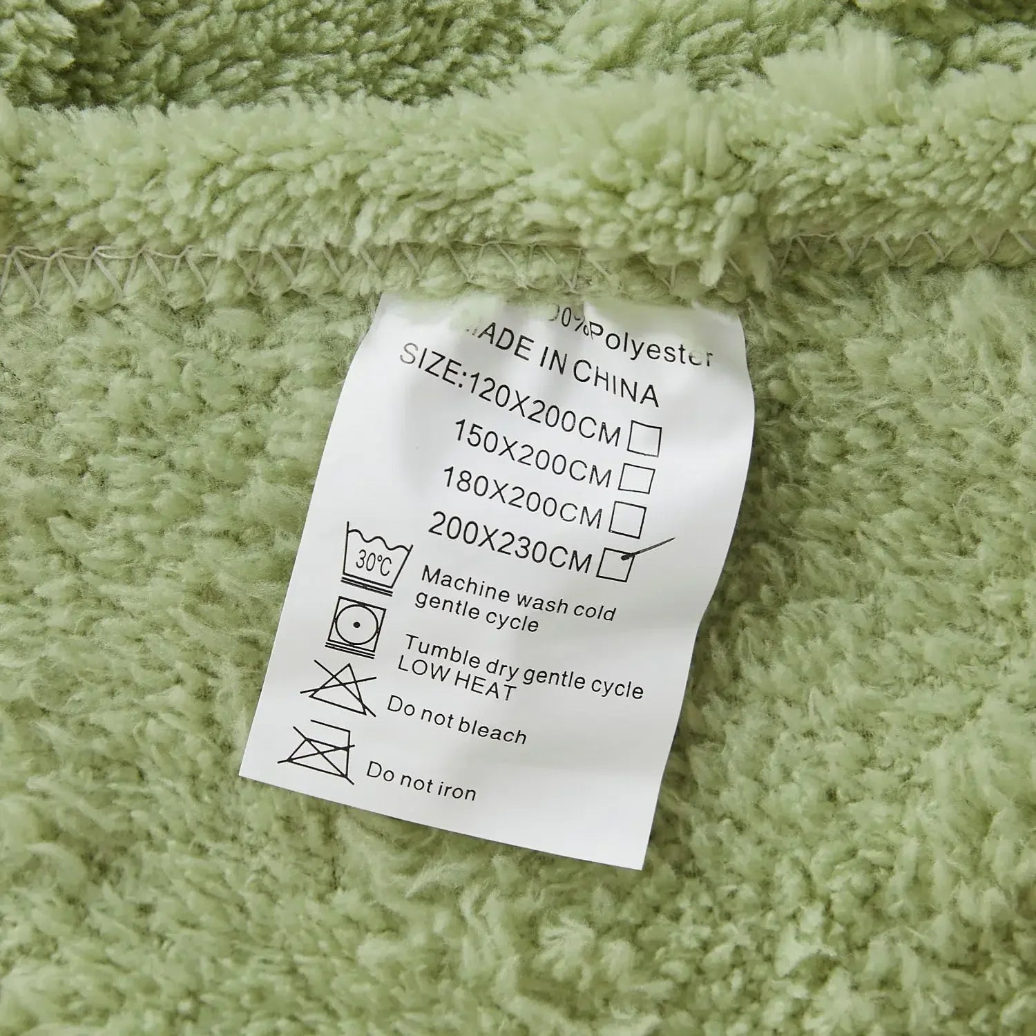 plaid flanelle polaire doux chaud pour lit canapé - vue 6 sur 7