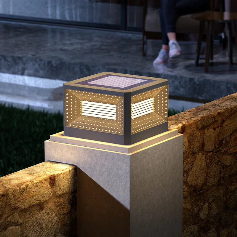 lampe de pelouse solaire moderne pour éclairage extérieur - vue 2 sur 10