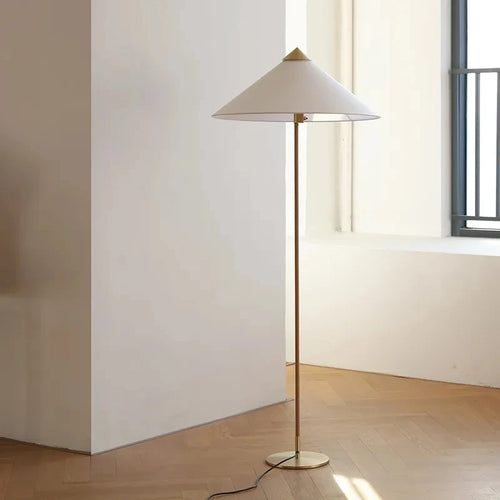 Lampadaire coinqieu fait à la main en rotin tissé style japonais - vue 3 sur 8