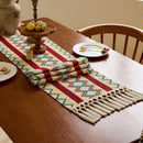 Chemin de table bohème motif aztèque à pompons