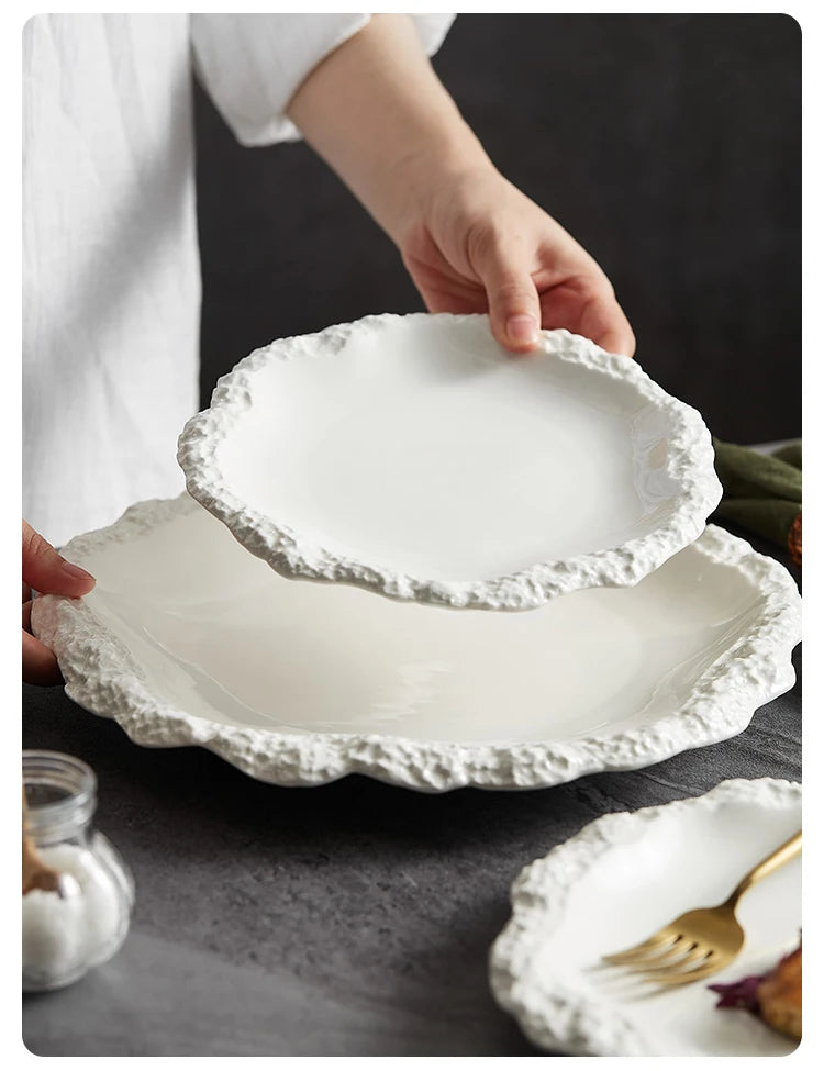 Assiette plate céramique forme irrégulière style moderne cuisine