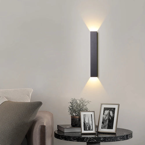Modern nordic minimalist LED double head wall light - vue 2 sur 14