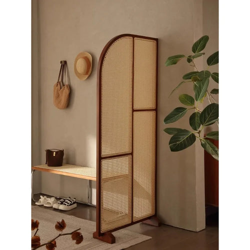 Japanese-style solid wood rattan screen partition is opposite the door to the home, living room entrance is blocked, and mobile - vue 3 sur 29