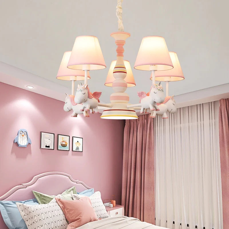 lustre carrousel pour chambre d'enfant moderne et romantique - vue 3 sur 10