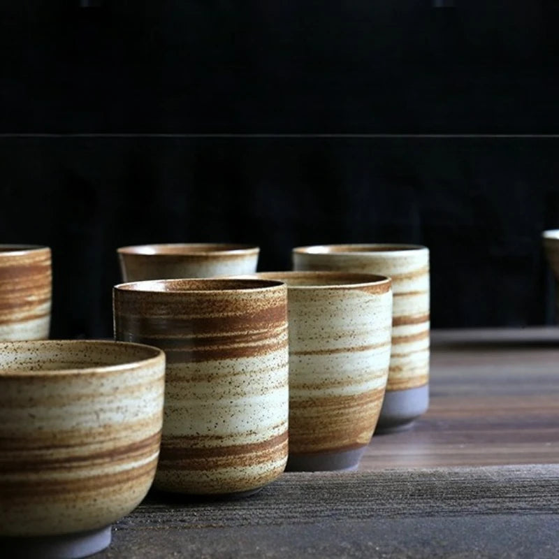 Mug raku japonais ceramique style vintage texture naturelle